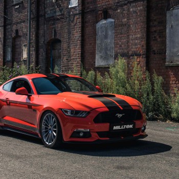 Ford Mustang 5.0 V8 GT (Fastback) - Valved Cat-Back Exhaust System with Quad Titanium GT-90 Trims - Brushed Titanium